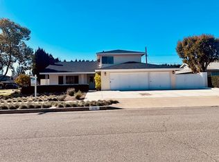 2710 N Lyon St, Santa Ana, CA 92705