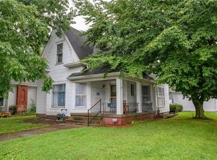818 California St, Columbus, IN 47201