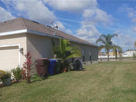 5th image of 756 Hacienda Cir