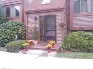1 Wickhams Fancy, Collinsville, CT 06019