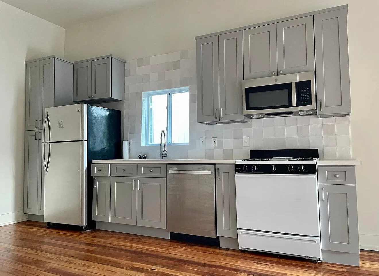 1 bed, $1,150 — Photo 4