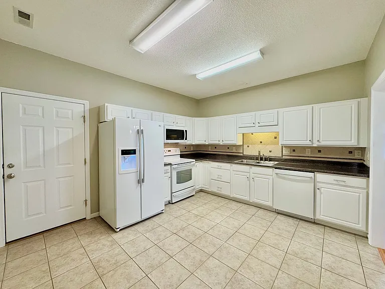 226 Beaver Creek Dr — Photo 7