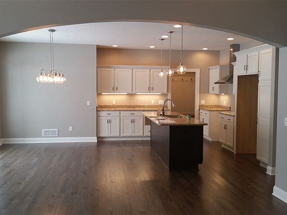 3rd image of 5635 Bear Run Cir #17