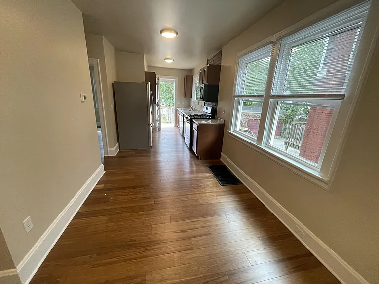 2226 Wheeler St — Photo 5