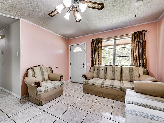3rd image of 12504 Monaco Ln
