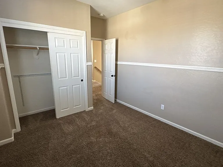 3237 N Winslow St — Photo 26