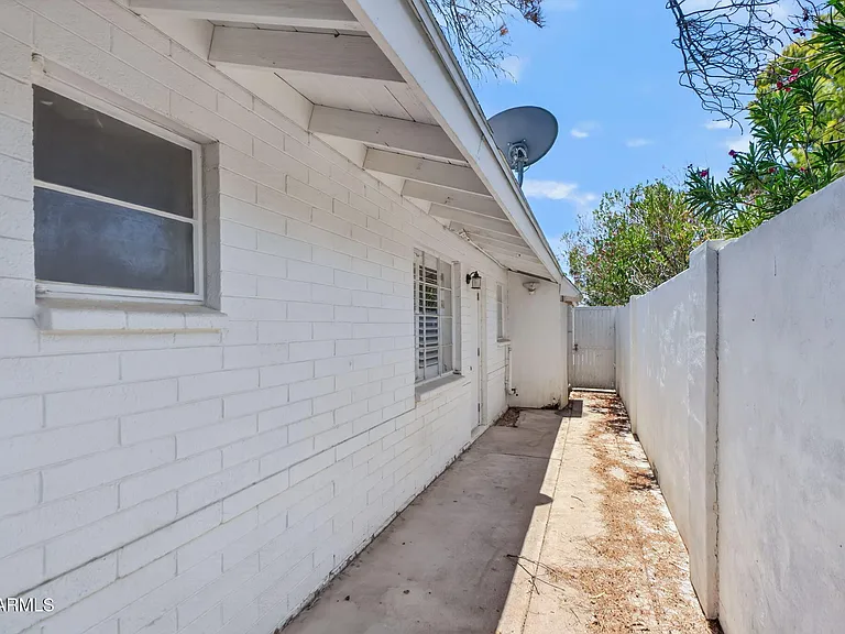 3517 E Montecito Ave #A — Photo 42