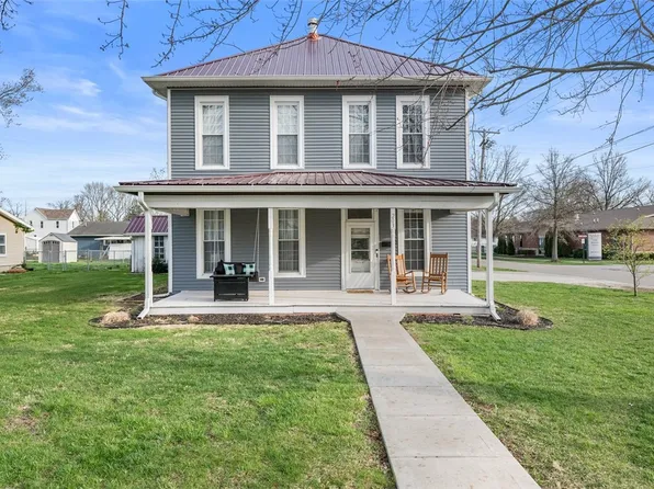 203 Hickory St, Marshall, IL 62441