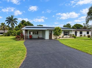 69 Cardinal Dr, North Fort Myers, FL 33917