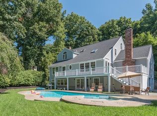 15 Jenkins Rd, Andover, MA 01810