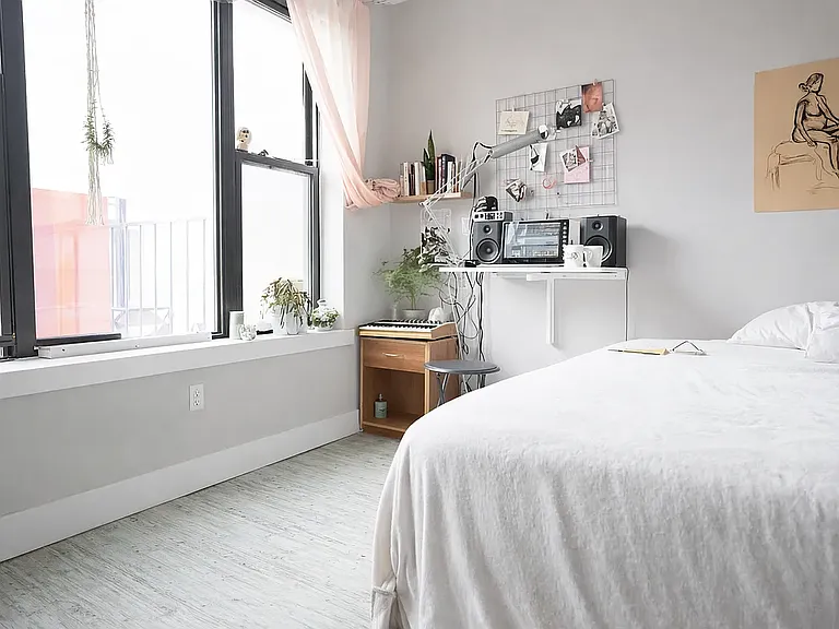 243 Harman St #1 — Photo 1