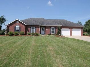 1137 N Evergreen Ln, Jasper, IN 47546