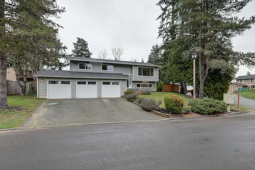 12822 130th Ave NE Photo 1
