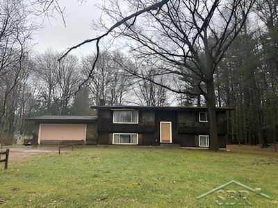 5388 M 115, Cadillac, MI, 49601