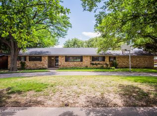 1915 W Avenue F, Muleshoe, TX 79347