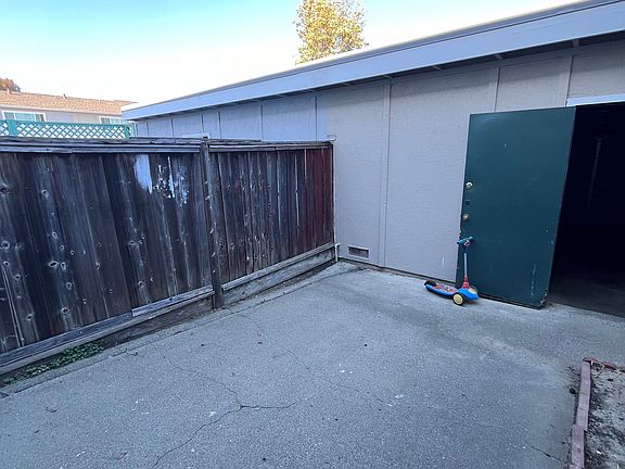 2nd image of 4213 Chapalla Way