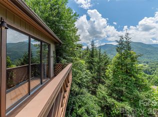73 Mountain Breeze Dr, Maggie Valley, NC 28751
