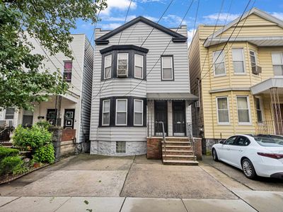 205 Oak St, Weehawken, NJ, 07086