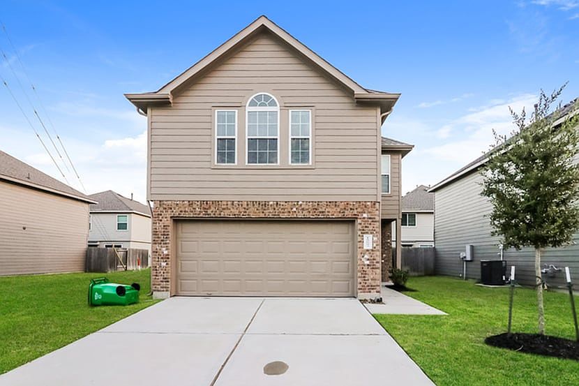 1st image of 18603 Paddys Creek Trl
