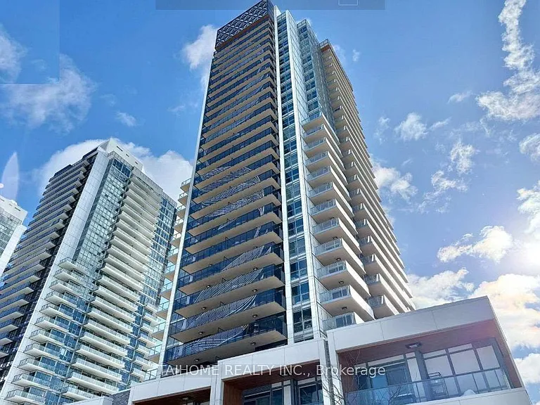 27 McMahon Dr N #203 — Photo 4