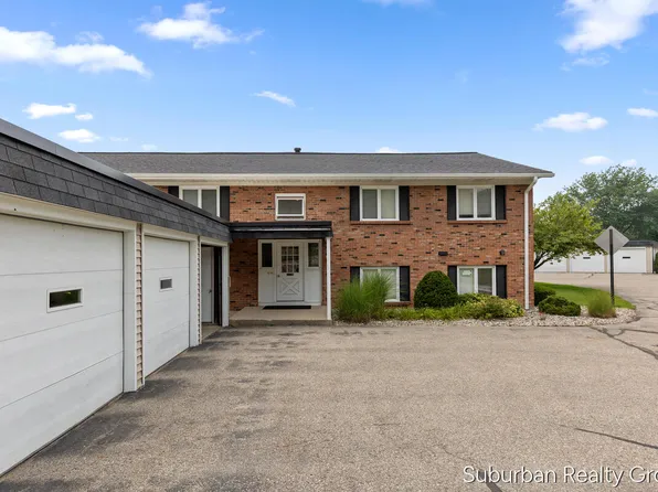 230 S State St, Zeeland, MI 49464