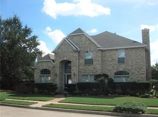 7913 Ocean Dr, Fort Worth, TX 76123