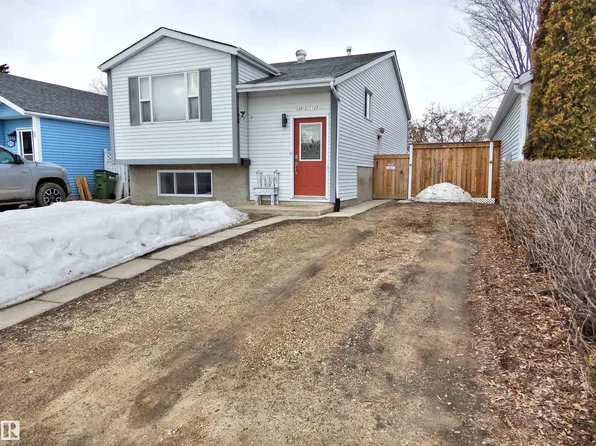 10916 105th Ave, Westlock, AB T7P 1A8