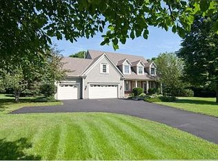 750 Midwest Trl N, Lake Elmo, MN 55042