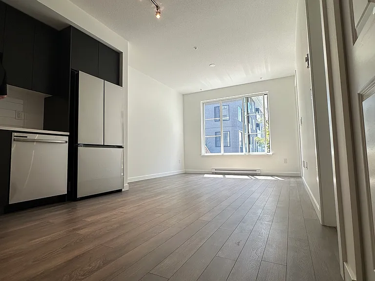 15858 Fraser Hwy — Photo 7