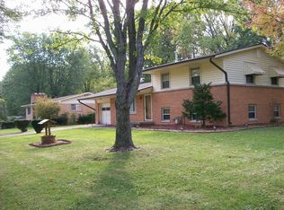 288 Sunset Blvd, Greenwood, IN 46142