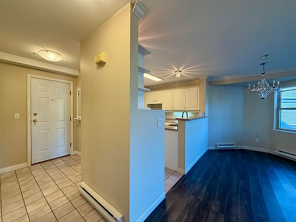 5th image of 5780 Trail Ave #111