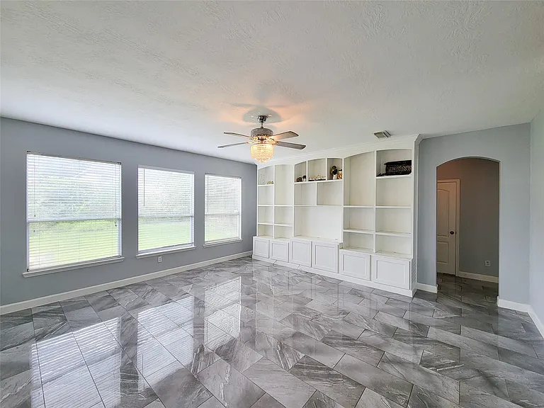 7506 Boxwood Ridge Ln — Photo 13