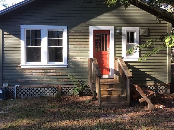3rd image of 85 Mimosa St