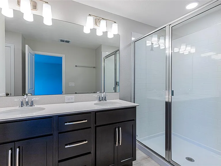 5060 Rain Shadow Dr — Photo 32