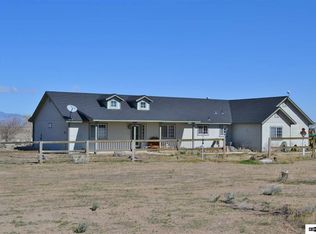 16 Yellow Sage Dr, Wellington, NV 89444