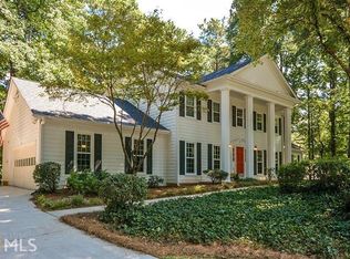 2390 Roxburgh Dr, Roswell, GA 30076