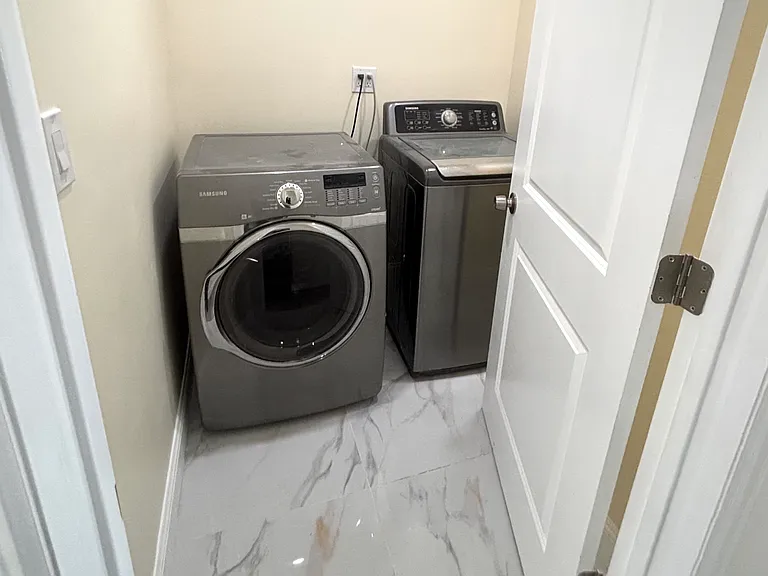 35 Cypress Ave #2 — Photo 11