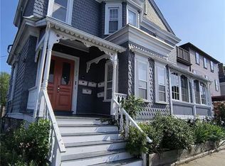 12 Catherine St APT 2, Newport, RI 02840