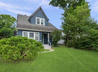 5535 Post Rd, East Greenwich, RI 02818