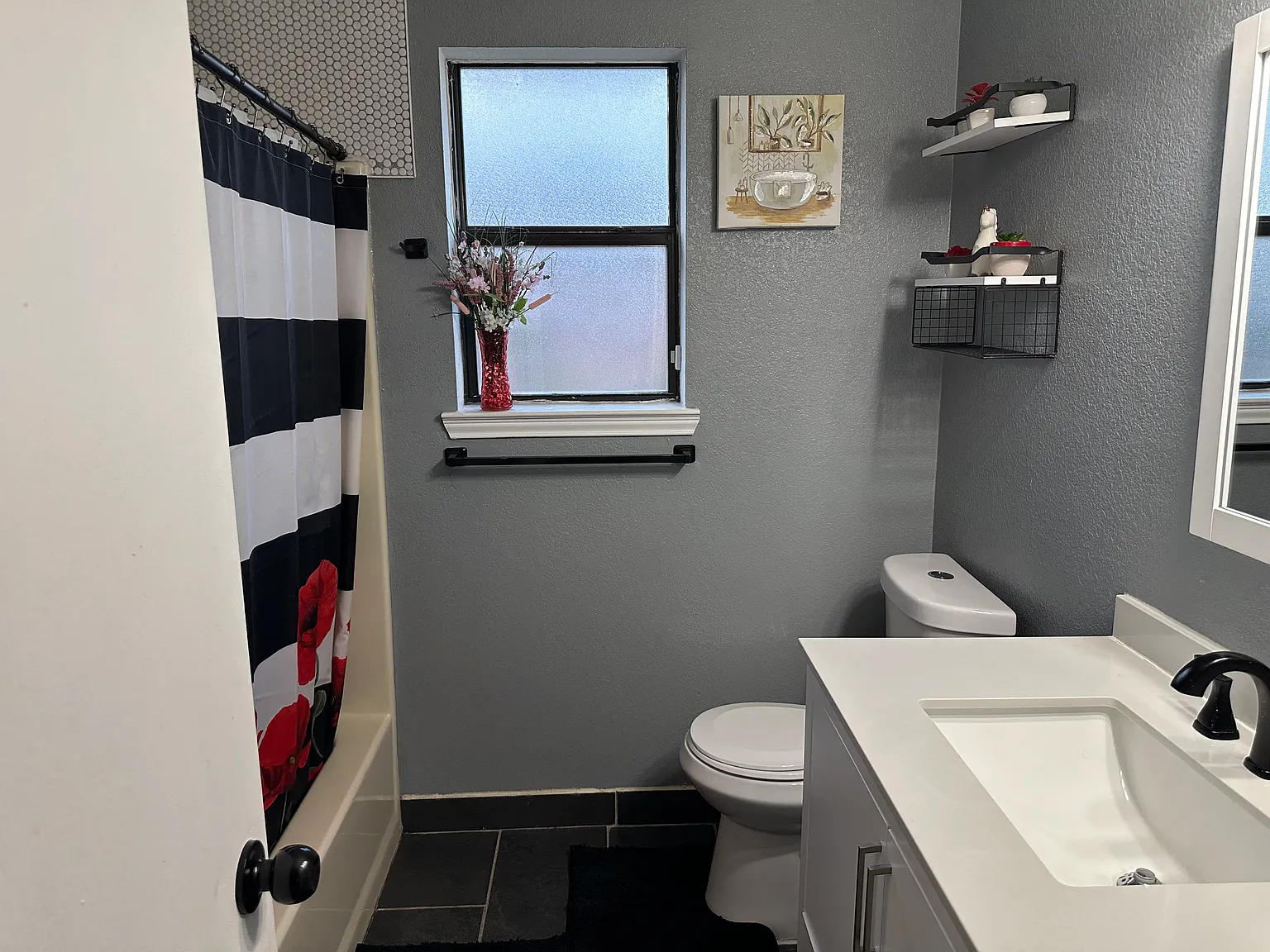 4503 Bowles Dr — Photo 2