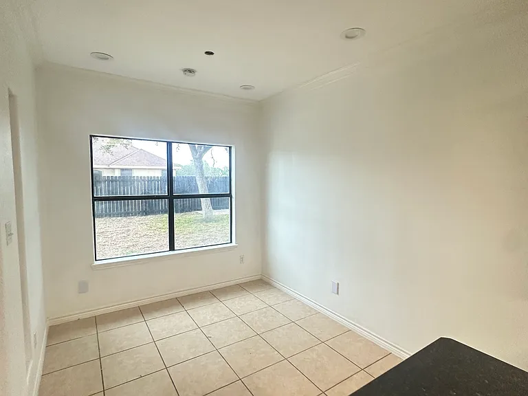 5977 Norma Pechero Ln — Photo 20