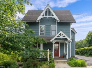 6 Taylor St, High Bridge, NJ 08829