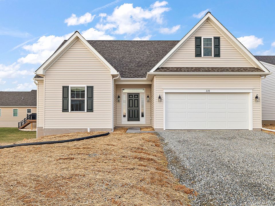 1st image of 111 Hinson Dr