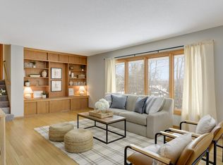 4250 Valley View Rd, Edina, MN 55424