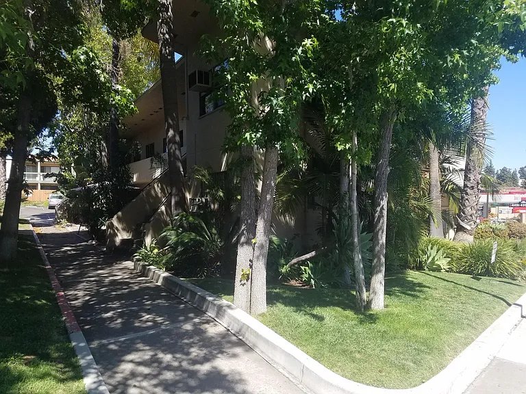 7932 La Mesa Blvd #D — Photo 27