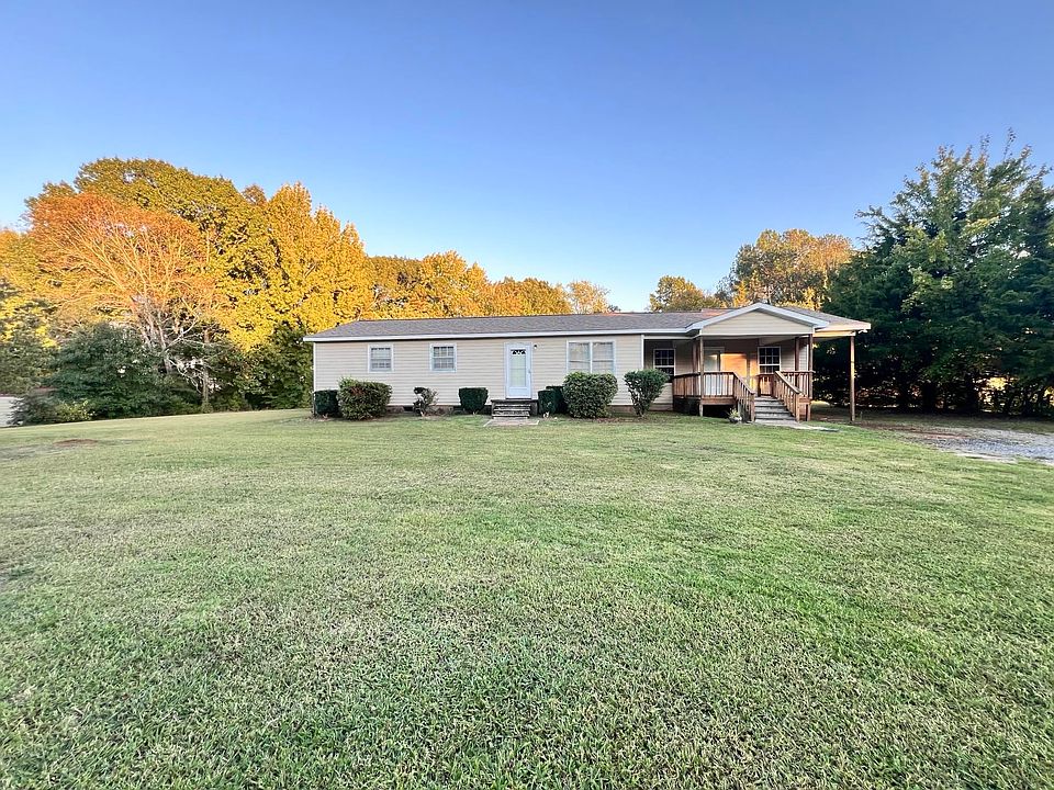 1st image of 216 Imperial Dr