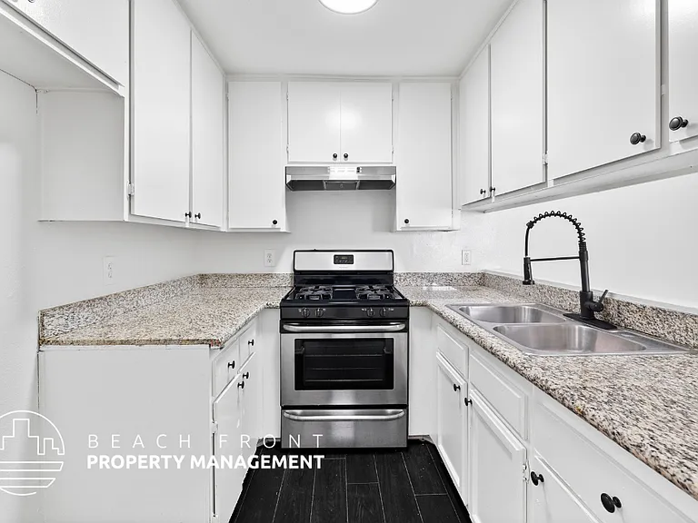 2216-2218 Court St. — Photo 1