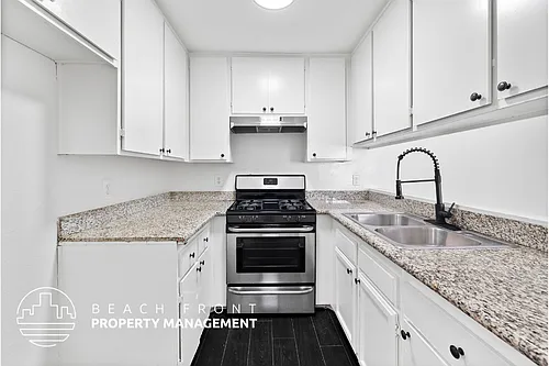 2216-2218 Court St. Photo 1