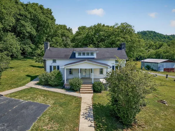 914 Wartrace Hwy, Pleasant Shade, TN 37145