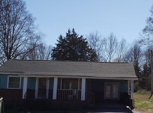 6622 Shallowford Rd, Chattanooga, TN 37421